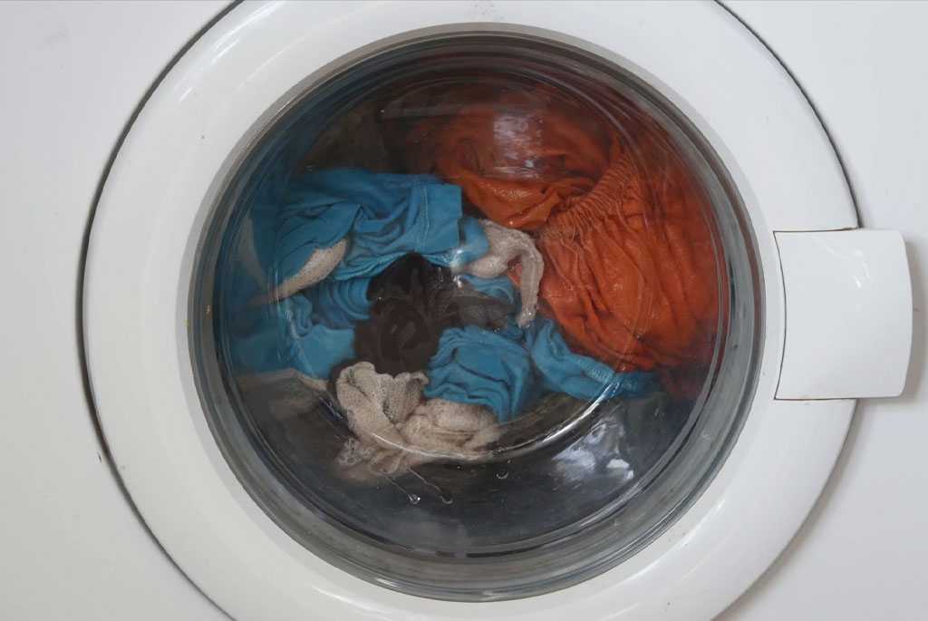 Не открывается стиральная машина Indesit